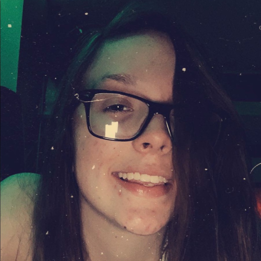 Meet your Posher, Deanna